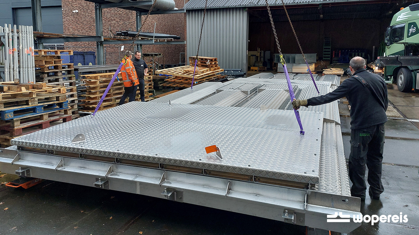 van der Spoel te Alden 1 1366x768