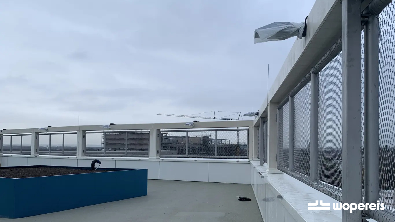 RVS raamwerk met RVS netten 1