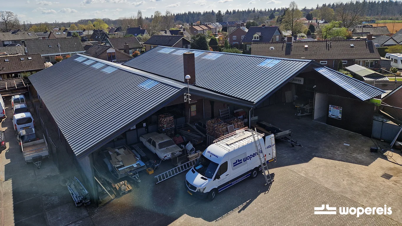 Dakrenovatie-familie-Keuper-maart-Bob-van-Aalst-met-watermerk-1366x768