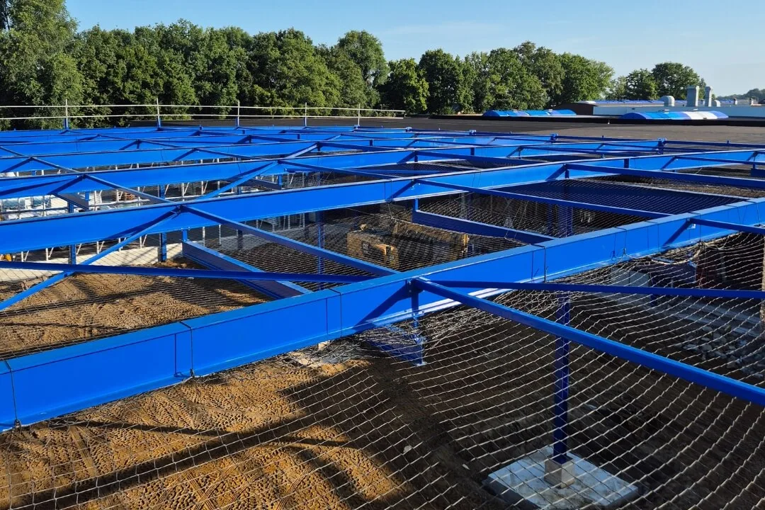 Wopereis-Staalbouw-blauwe-constructie-1080x720px.jpg